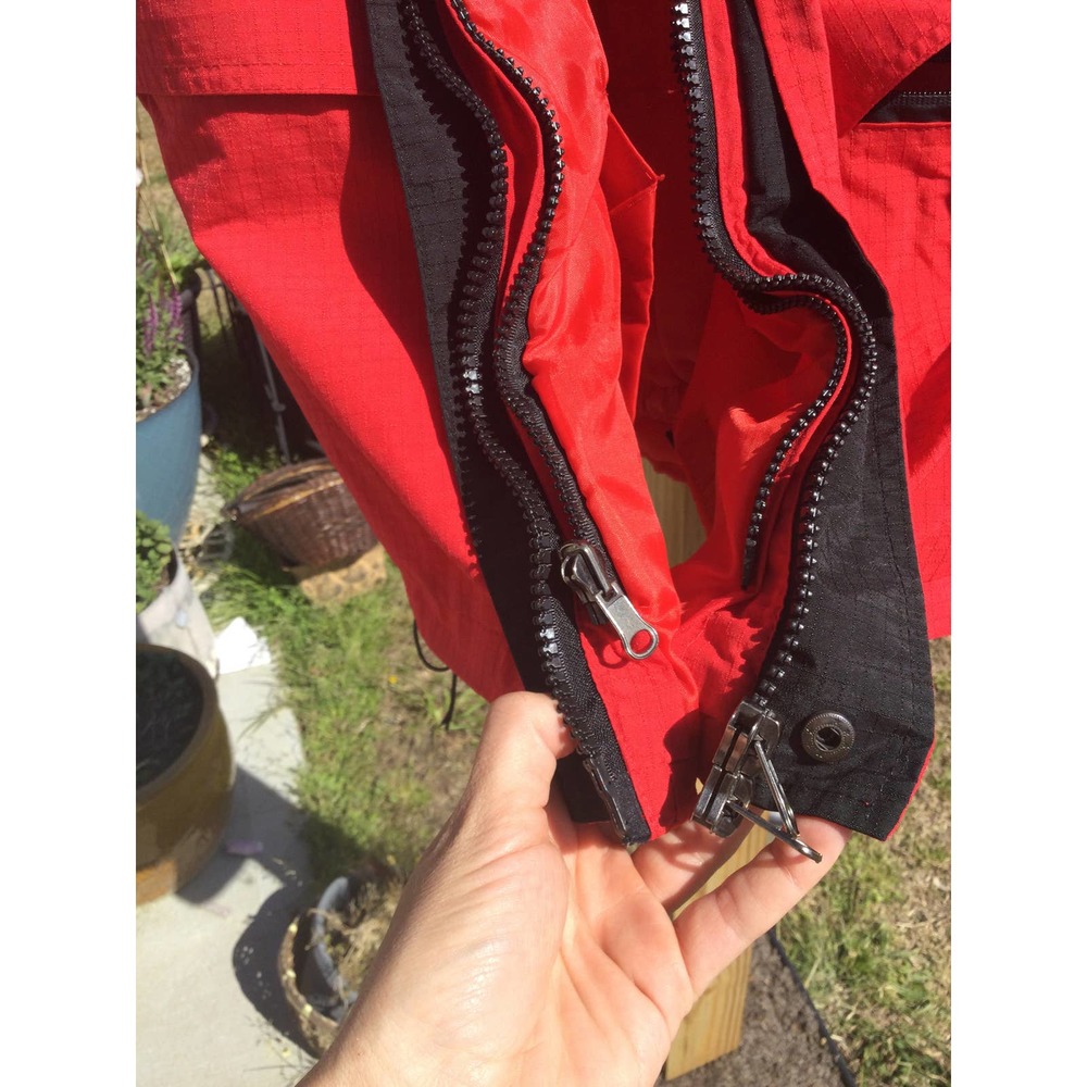 The North Face medium Summit series jacket coat red black gore-tex waterproof - Picture 2 of 14